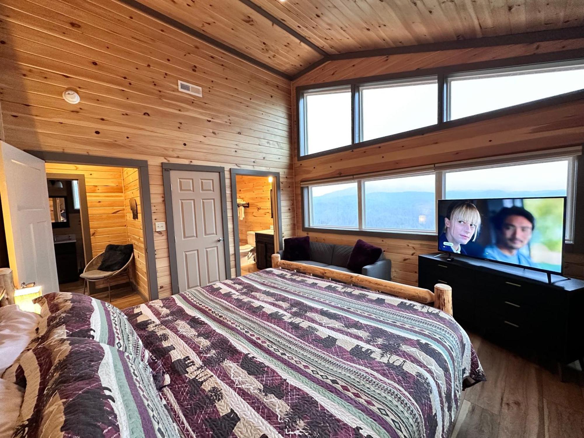 Вилла 7 Bears Stunning Views Севьервилл Экстерьер фото