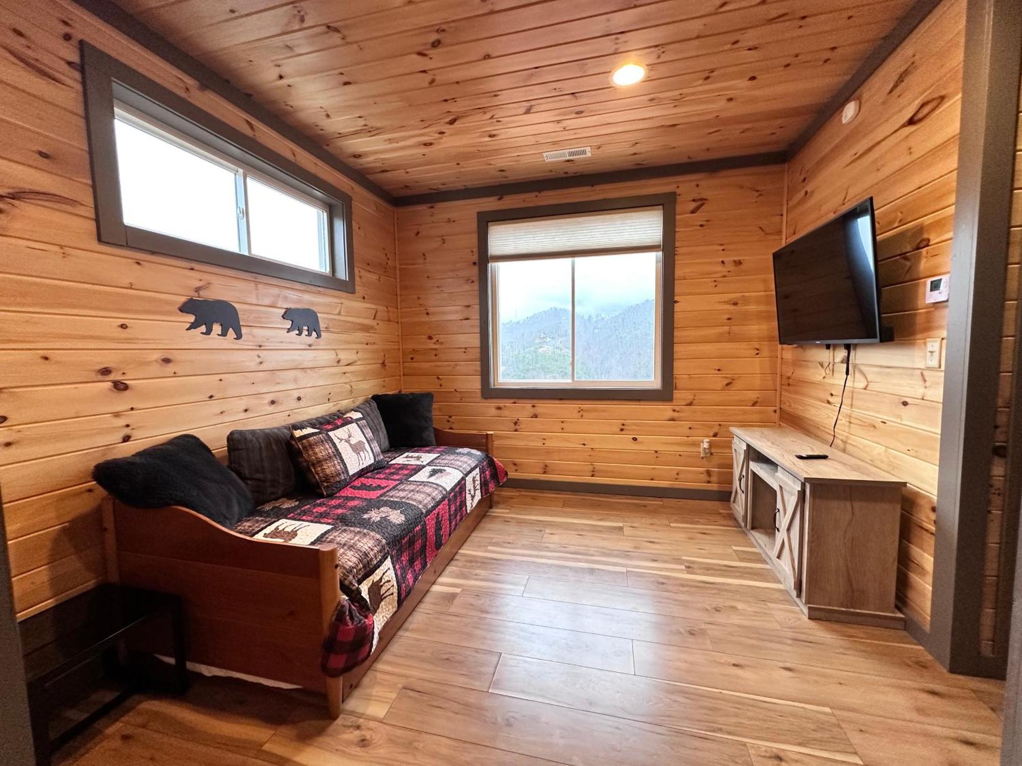 Вилла 7 Bears Stunning Views Севьервилл Экстерьер фото